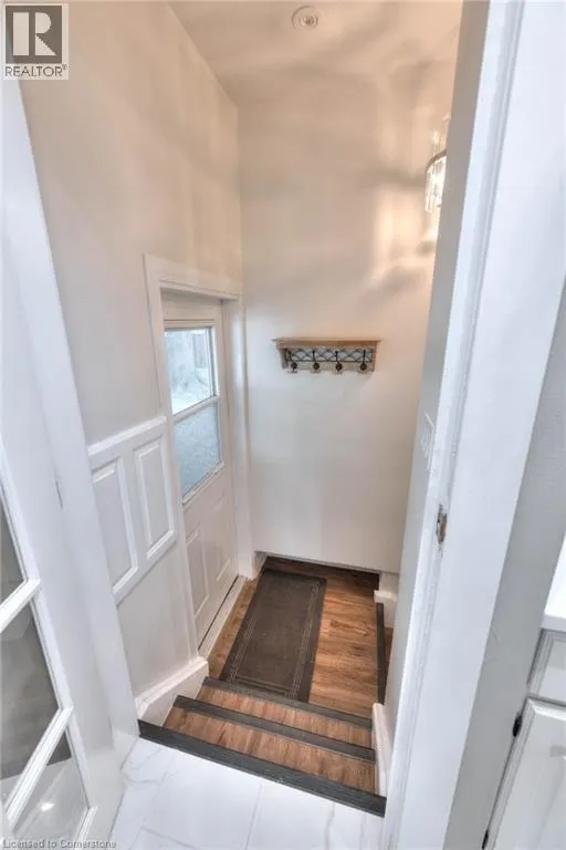 38 FAIRLAWN Road