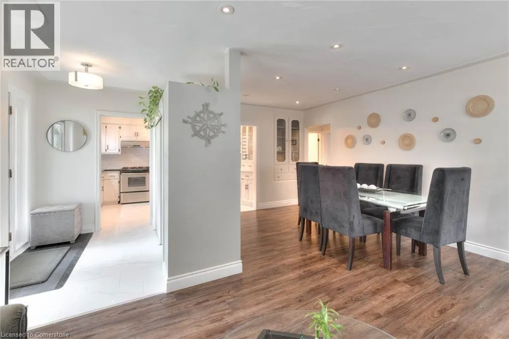 38 FAIRLAWN Road