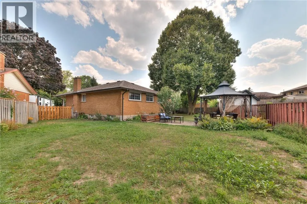 38 FAIRLAWN Road