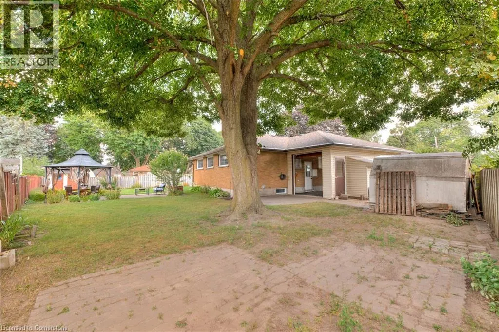 38 FAIRLAWN Road