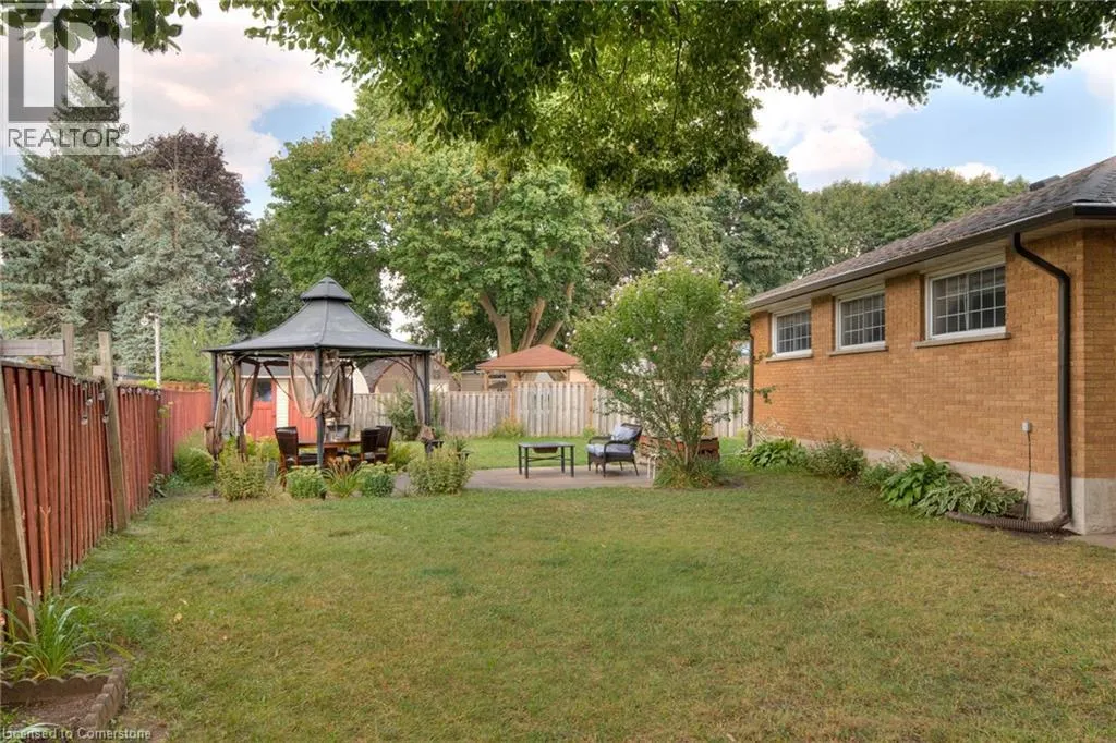38 FAIRLAWN Road