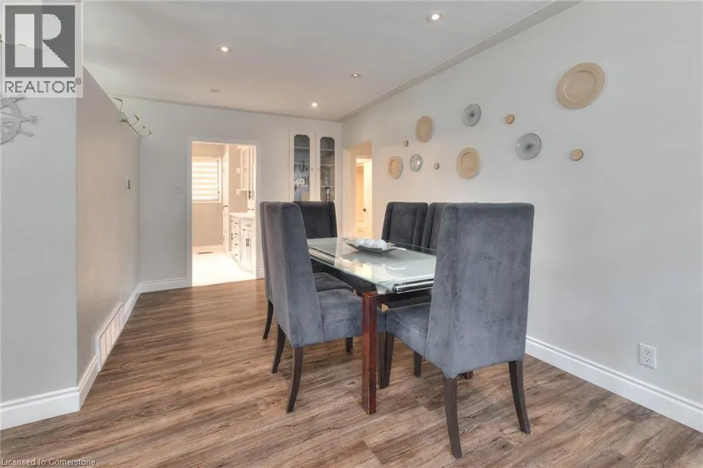 38 FAIRLAWN Road
