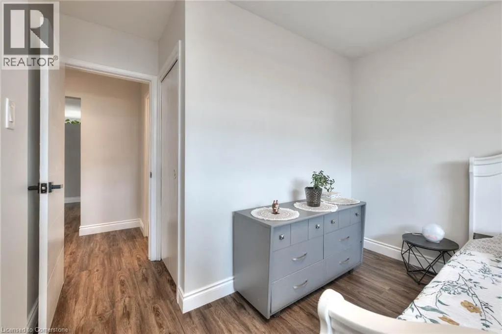 38 FAIRLAWN Road
