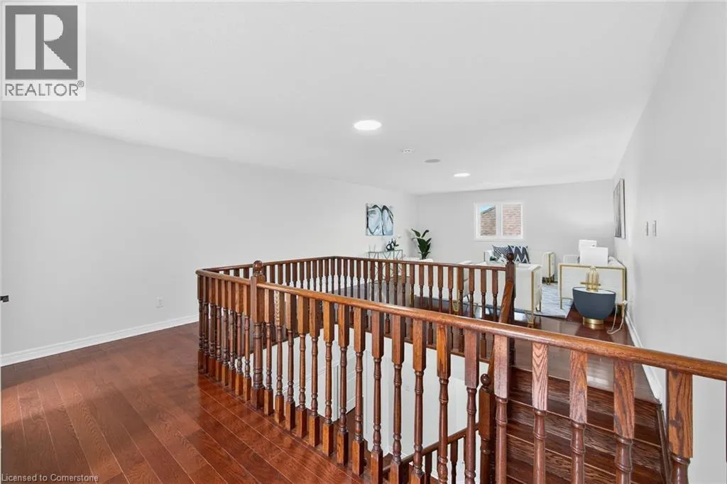 3322 FOX RUN Circle
