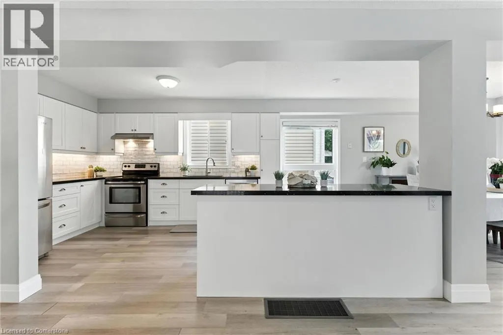 63 WAFFLER Crescent
