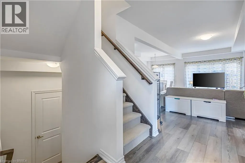 29 BELLHOUSE Avenue