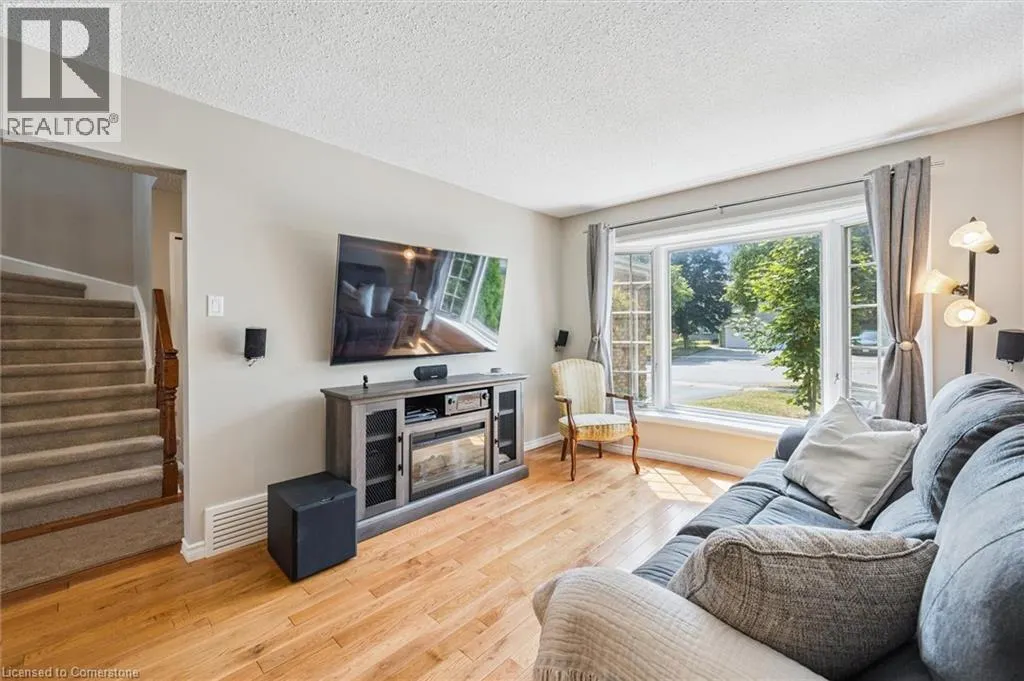 177 ROYAL ORCHARD Drive