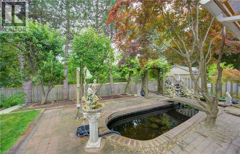 531 SANDBROOKE Court
