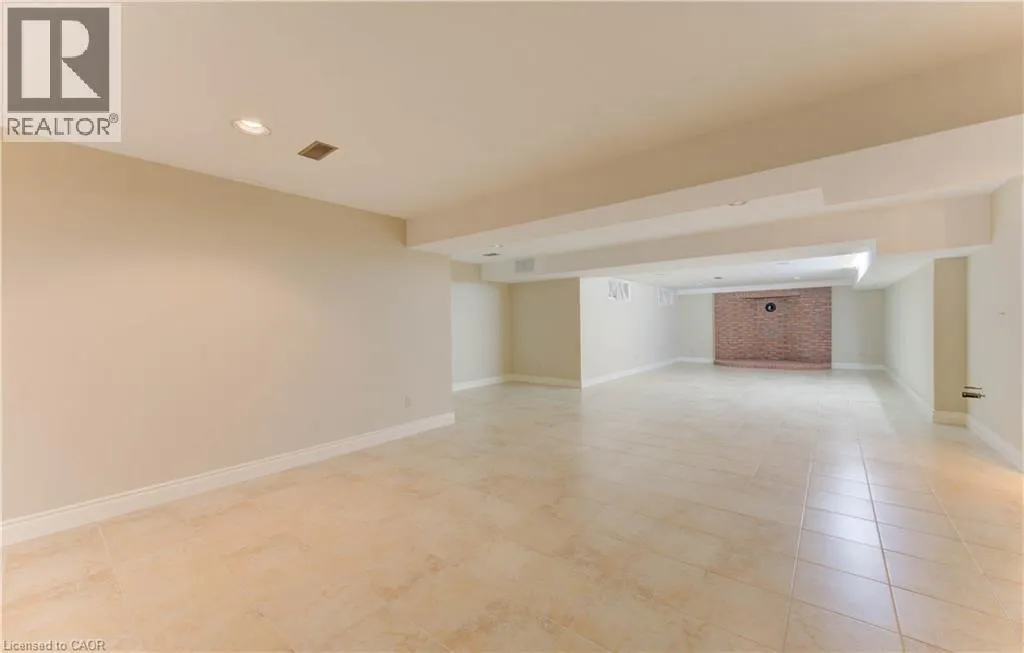 531 SANDBROOKE Court