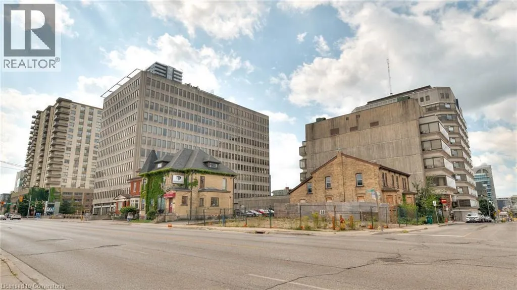 21 WEBER Street W