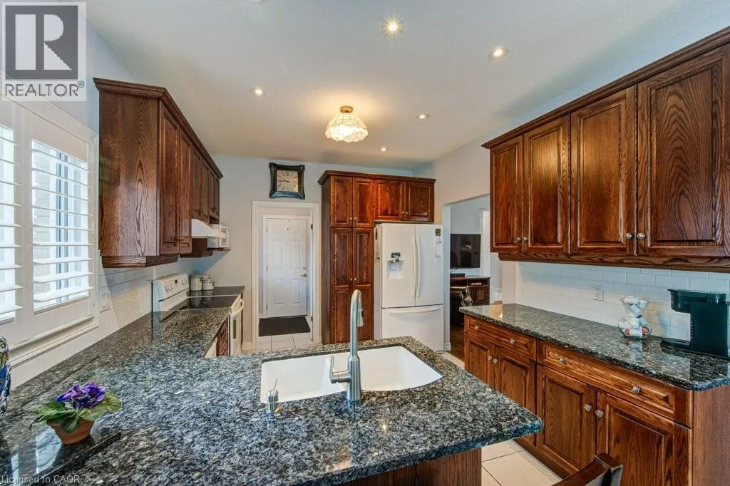 603 FOX HOLLOW Court