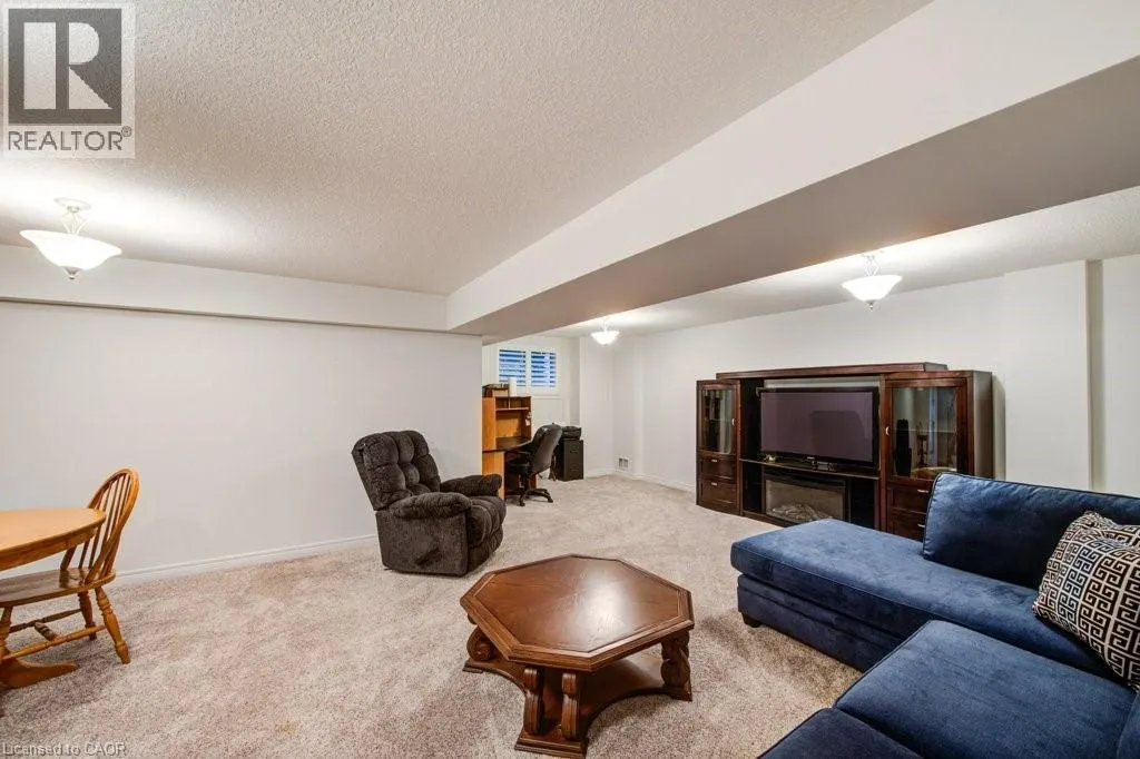 603 FOX HOLLOW Court