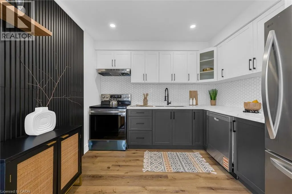 1255 UPPER GAGE Avenue Unit# 10, #10