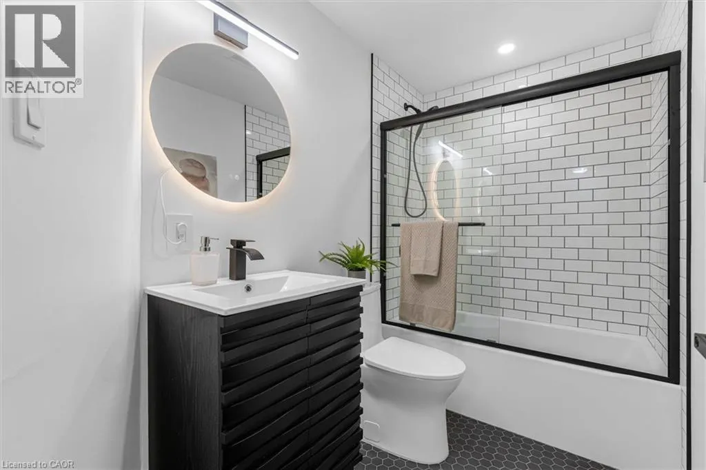 1255 UPPER GAGE Avenue Unit# 10, #10