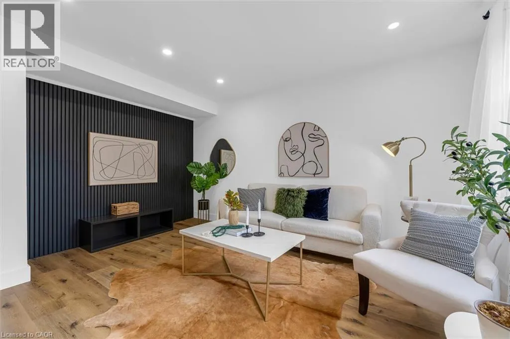 1255 UPPER GAGE Avenue Unit# 10, #10
