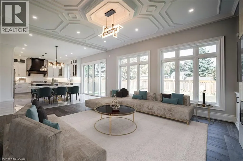 31 BAYSIDE Court