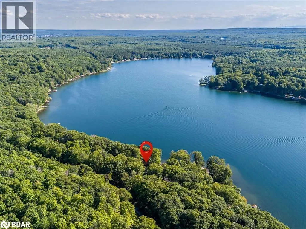 102-104 FARLAIN LAKE Road E