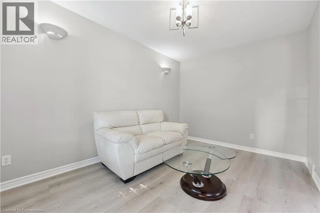 497 BRENTCLIFFE Drive