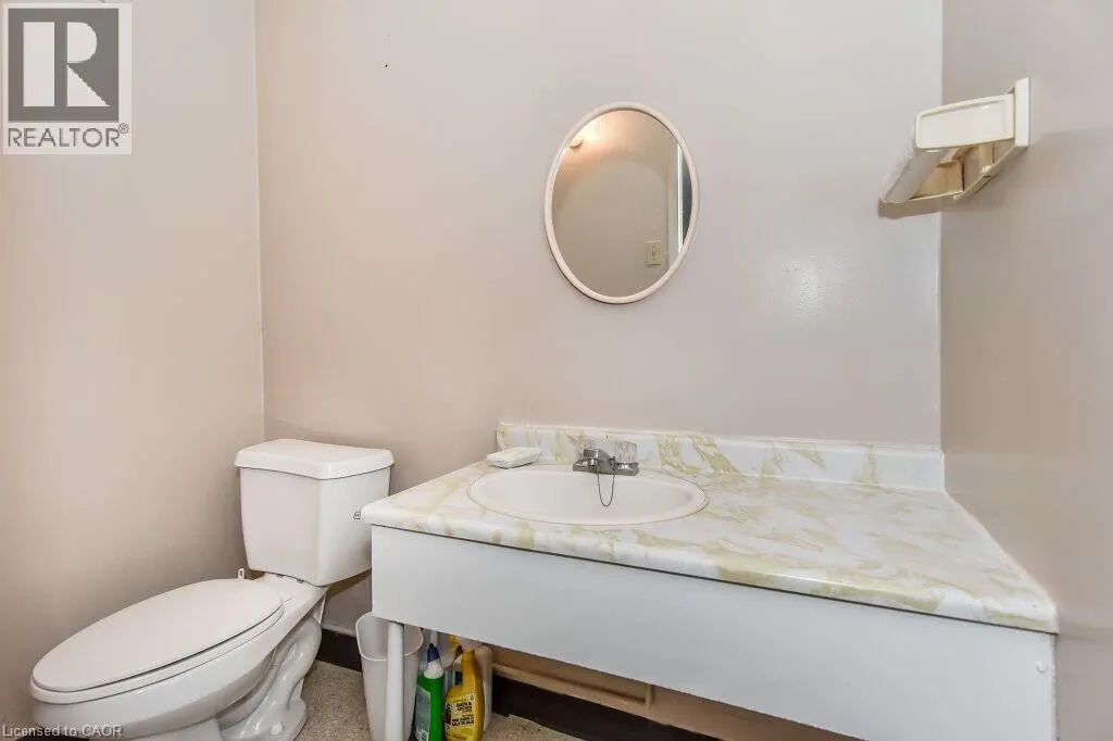 75 HAZELGLEN Drive Unit# 305, #305