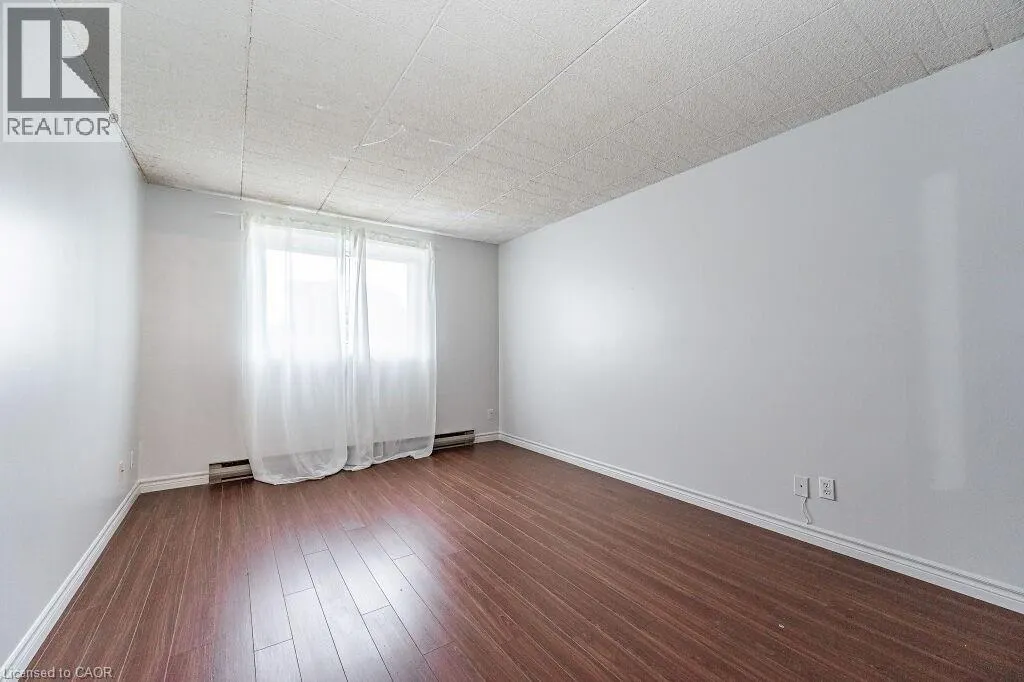 75 HAZELGLEN Drive Unit# 305, #305