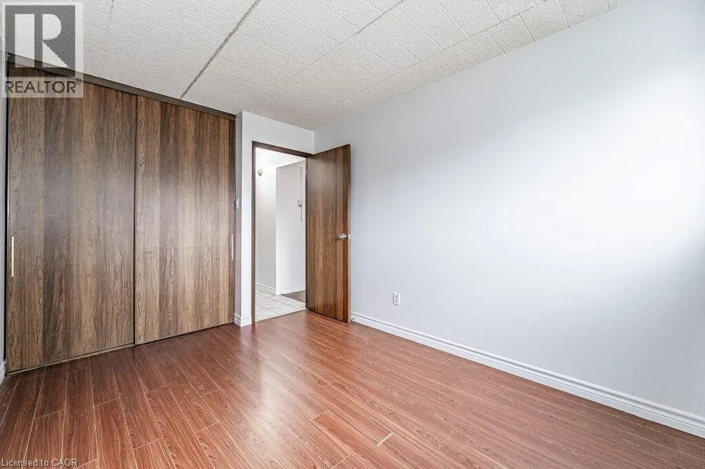 75 HAZELGLEN Drive Unit# 305, #305