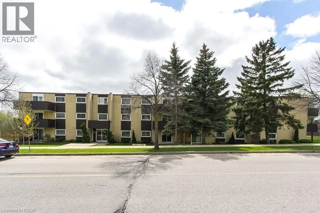 75 HAZELGLEN Drive Unit# 305, #305