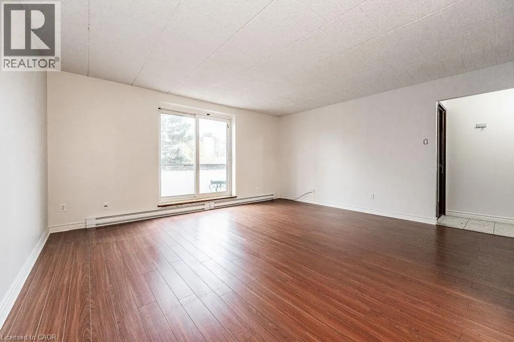 75 HAZELGLEN Drive Unit# 305, #305