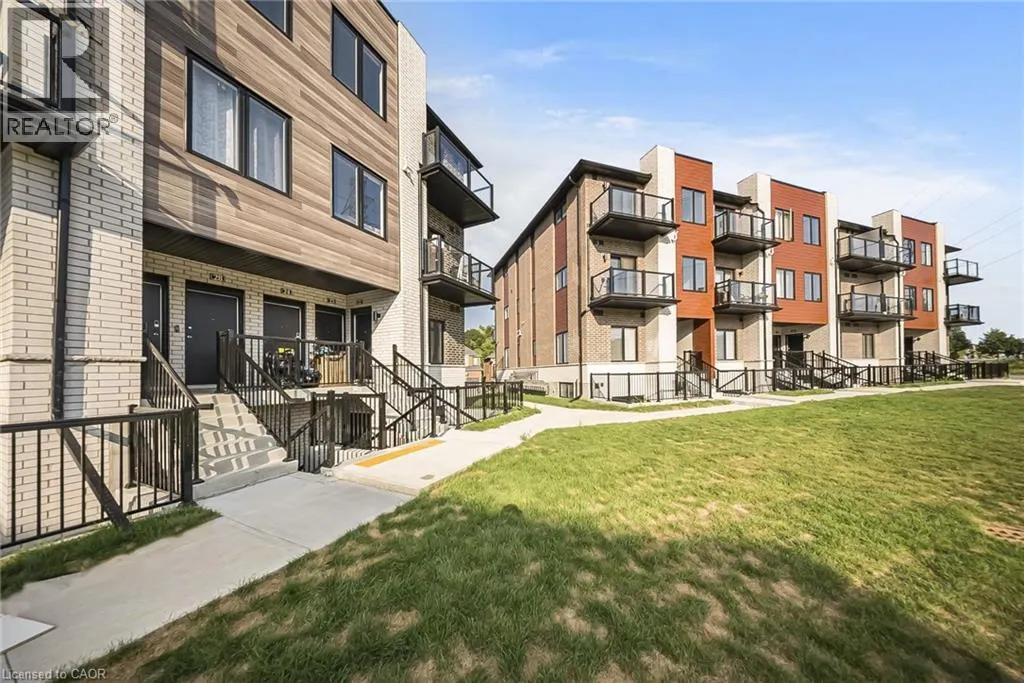 10 SOUTH CREEK Drive Unit# 25, #25