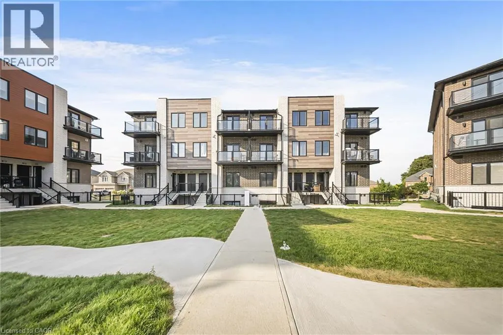 10 SOUTH CREEK Drive Unit# 25, #25