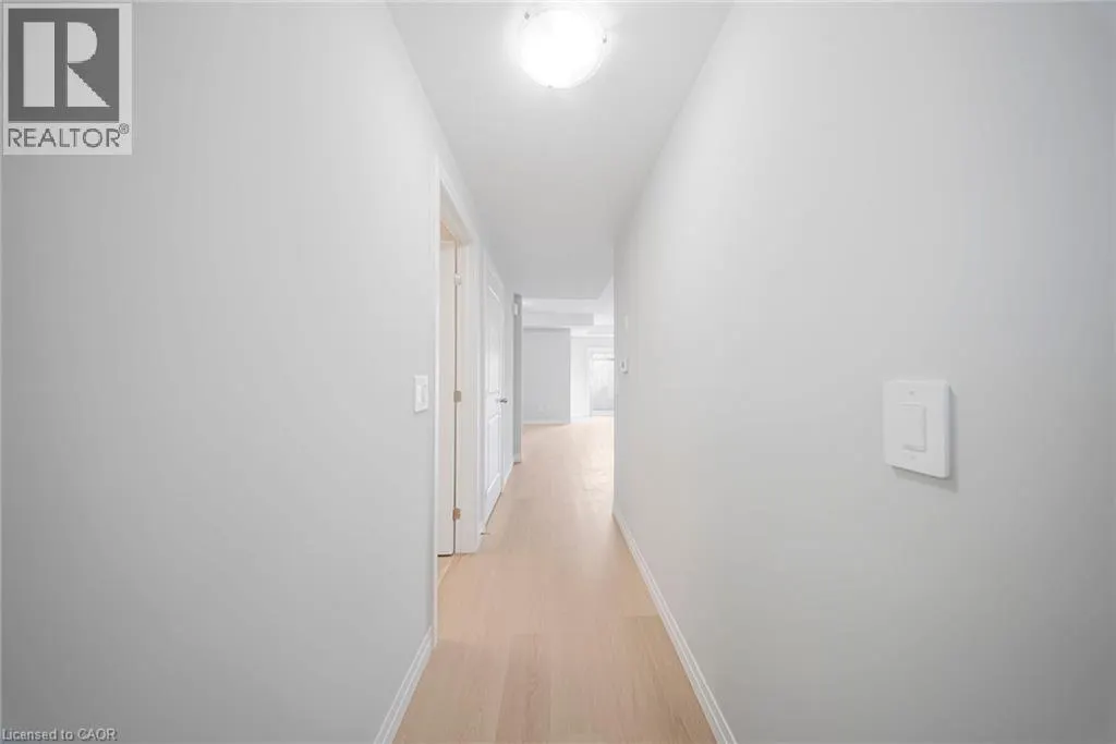 10 SOUTH CREEK Drive Unit# 25, #25