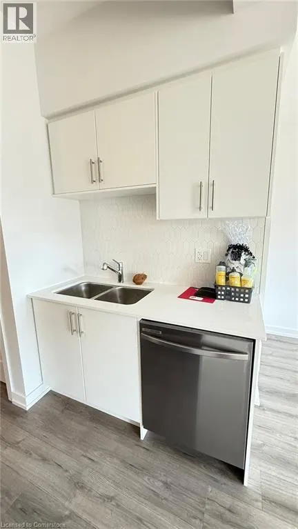 940 DAVID Street Unit# 15, #15