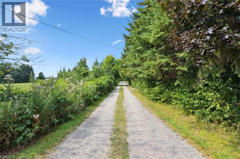 5044 WHITELAW Road