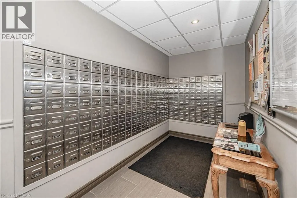 35 GREEN VALLEY Drive Unit# 304, #304