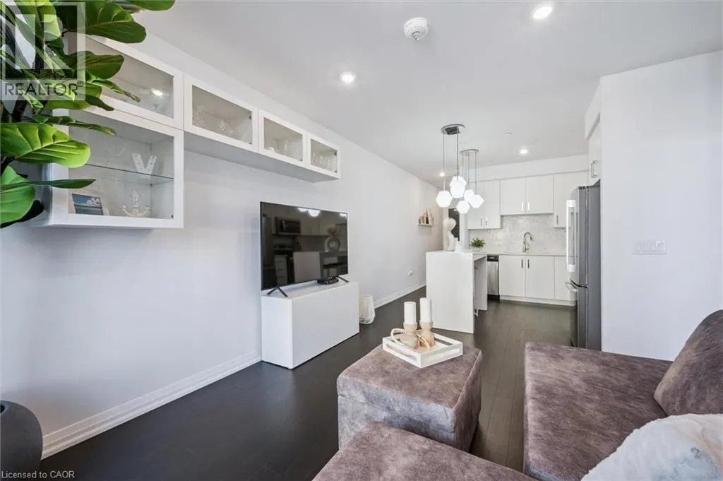 155 CAROLINE Street S Unit# 403, #403