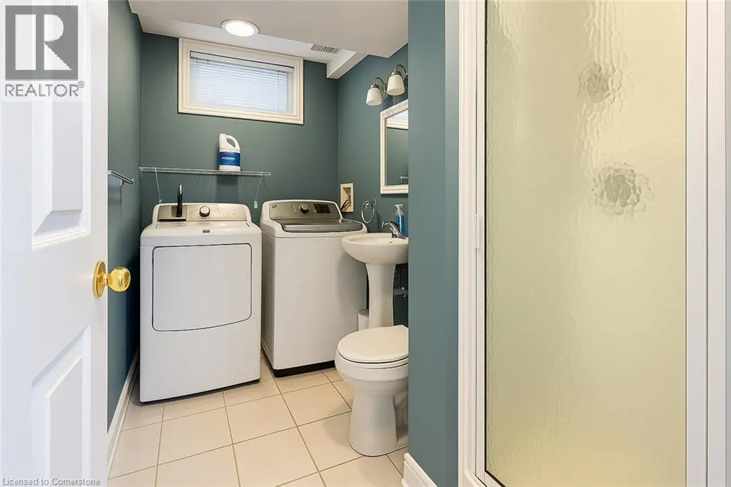 255 PINELAND Place Unit# Lower, #Lower