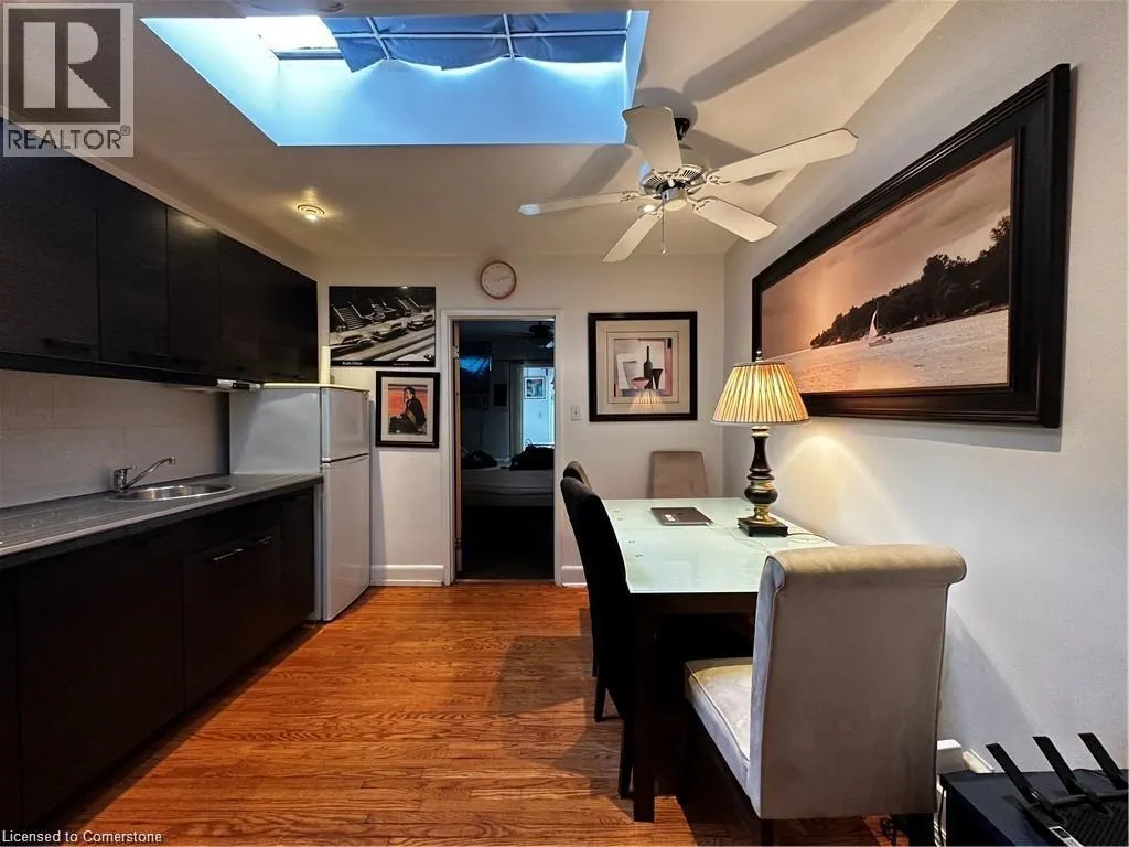 237 JAMES Street N Unit# 3, #3