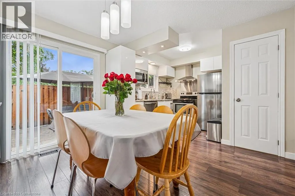 203 FAIRWAY RD N Road Unit# 13, #13