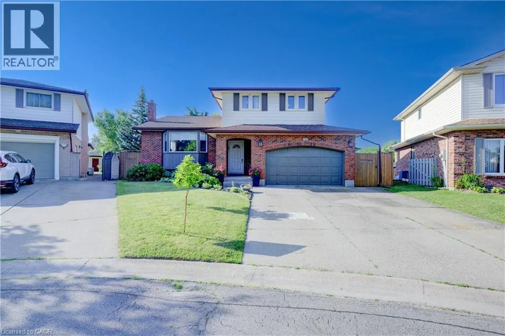 10 WINFIELD Court