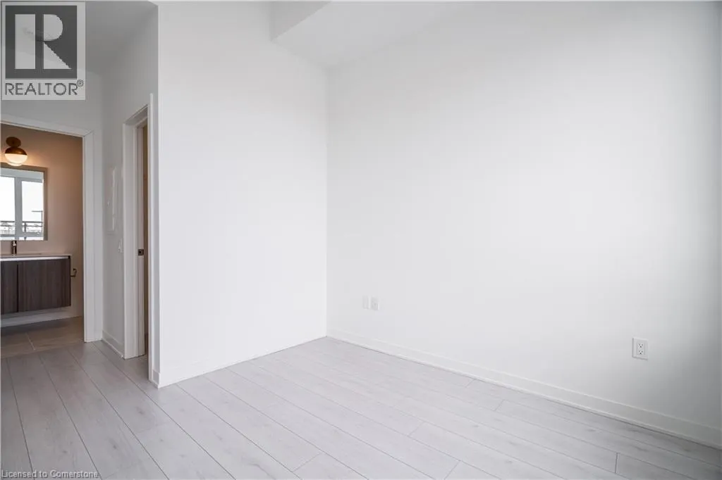 395 DUNDAS Street W Unit# 206, #206