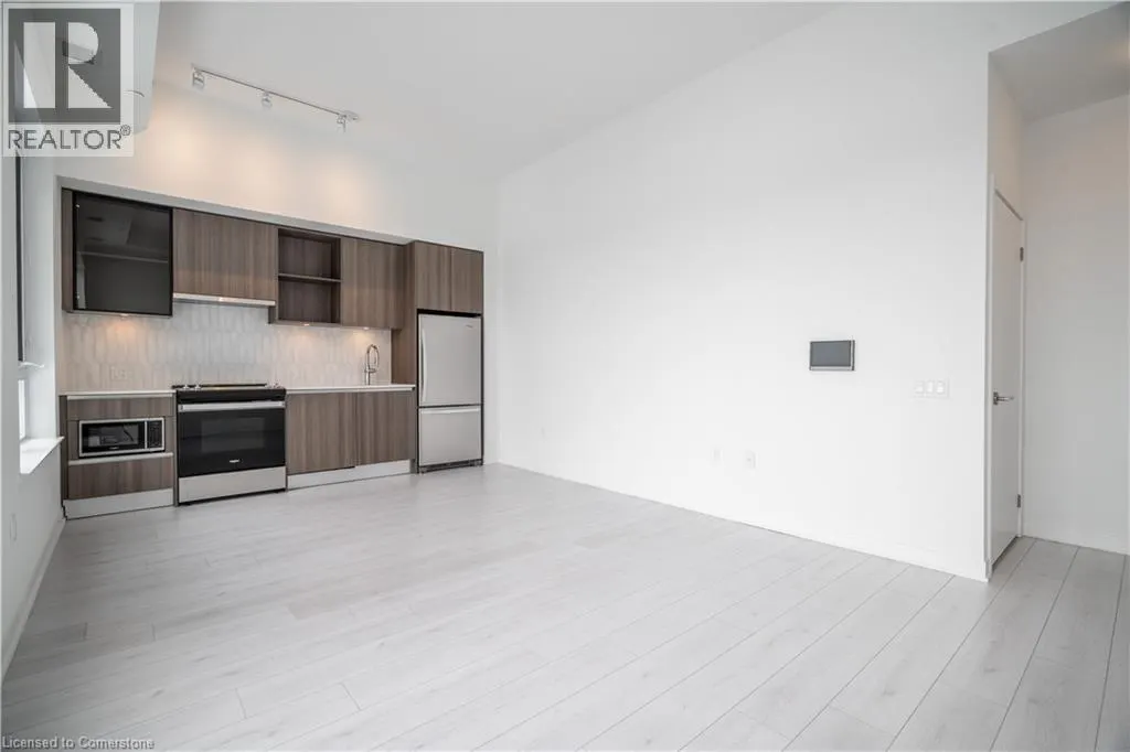 395 DUNDAS Street W Unit# 206, #206