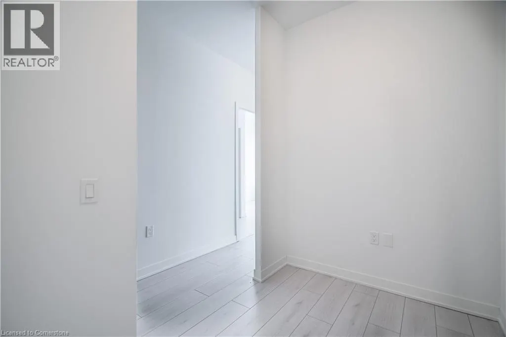 395 DUNDAS Street W Unit# 206, #206