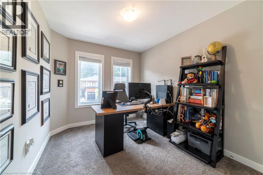 933 ROBERT FERRIE Drive