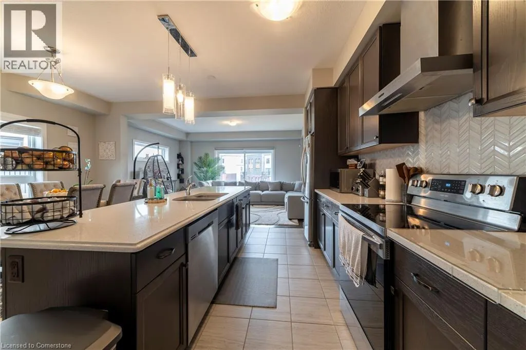 933 ROBERT FERRIE Drive
