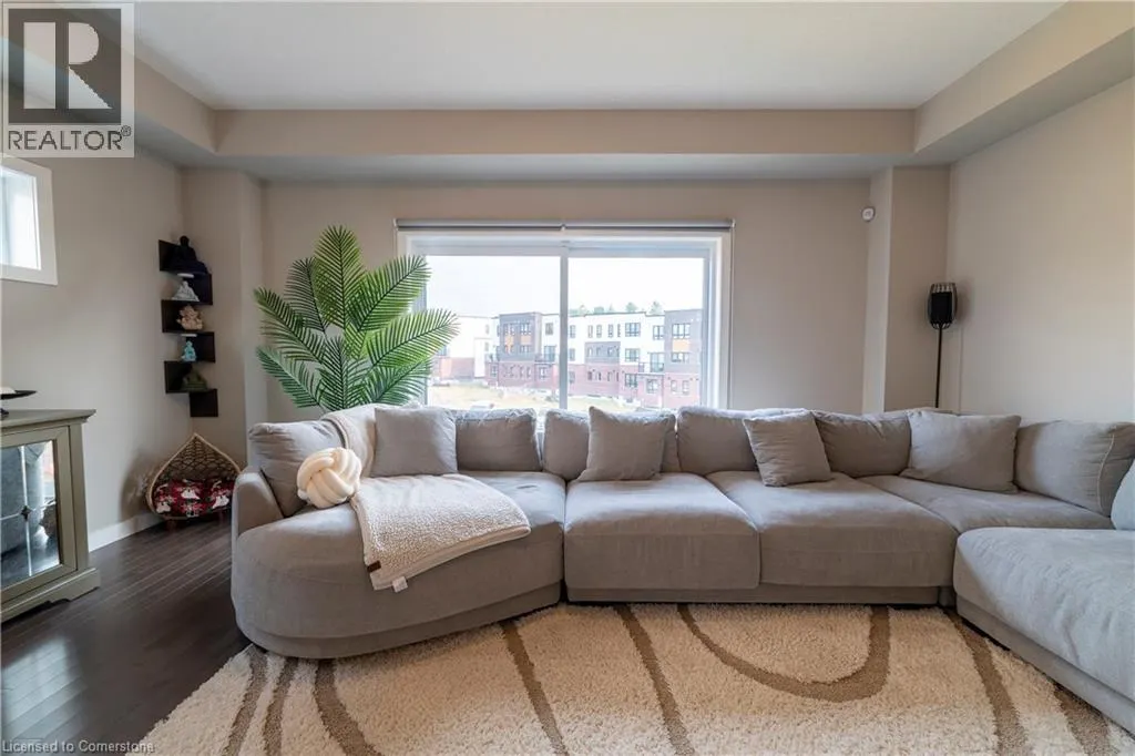 933 ROBERT FERRIE Drive