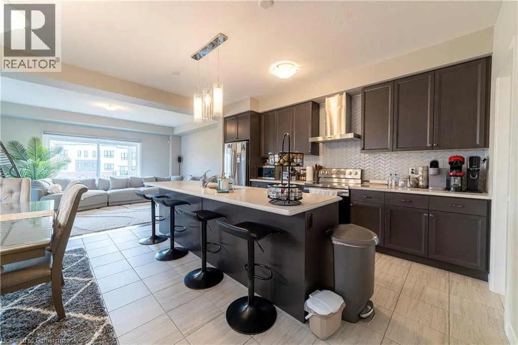 933 ROBERT FERRIE Drive