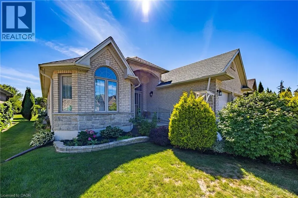 60 WILLOWDALE Crescent