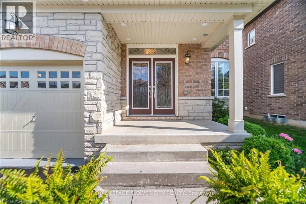 457 DOUGALL Avenue