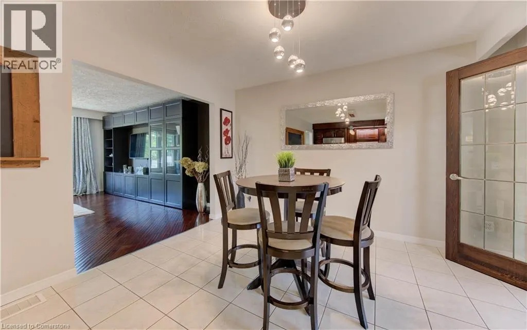316 COUNTRY HILL Drive