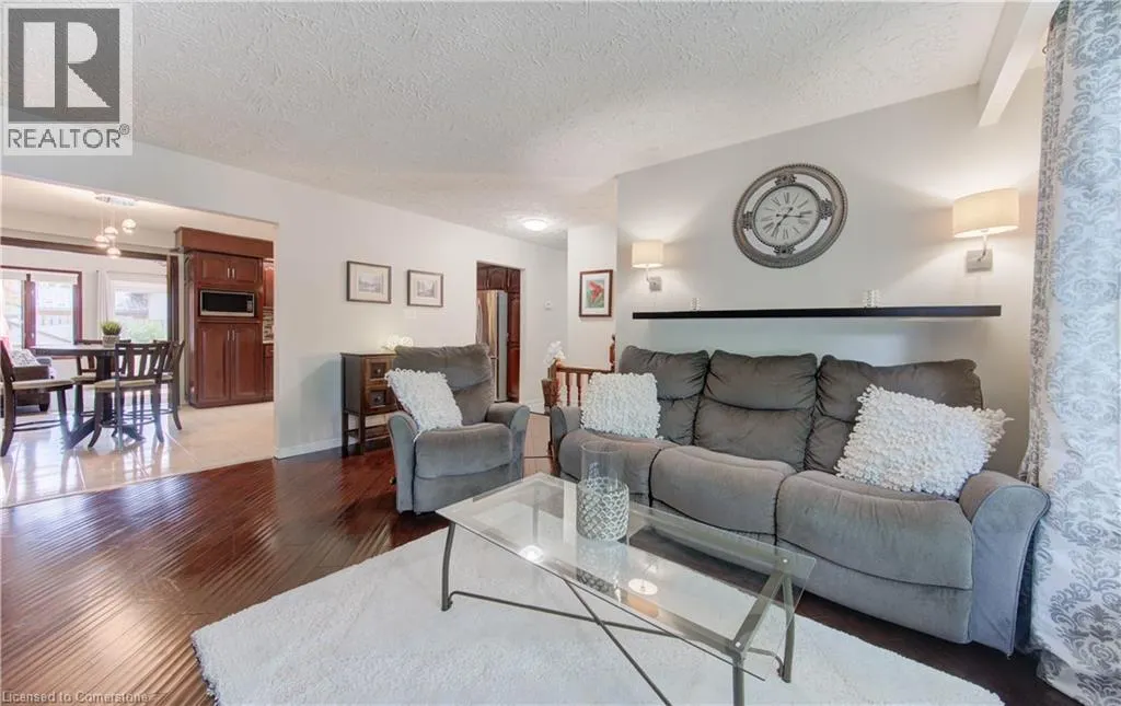 316 COUNTRY HILL Drive