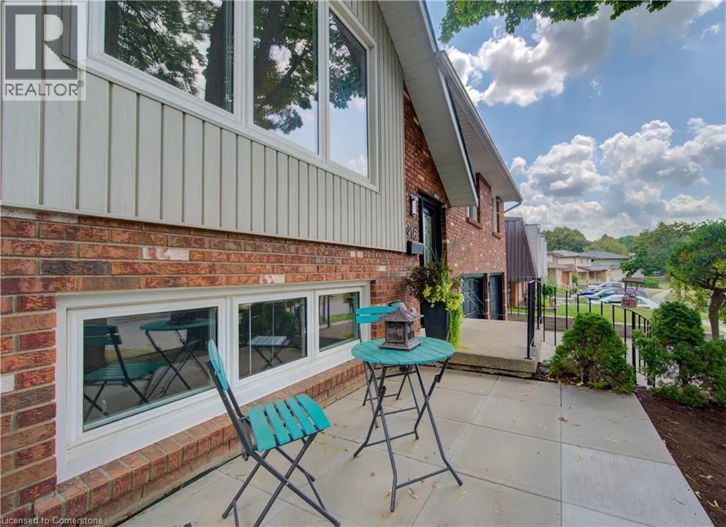 316 COUNTRY HILL Drive